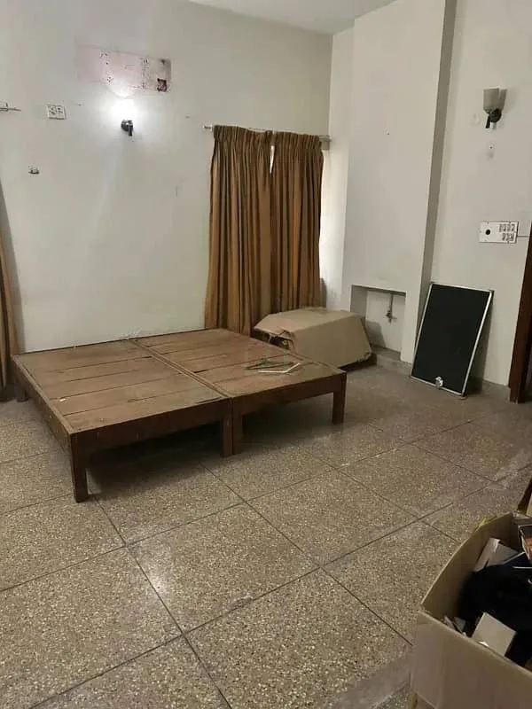 Stunning 2 Kanal Bungalow for Sale in Prime DHA Lahore Location