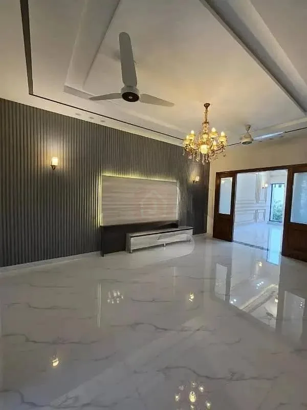 10 Marla Double Unit House for Sale in Top City 1, Islamabad