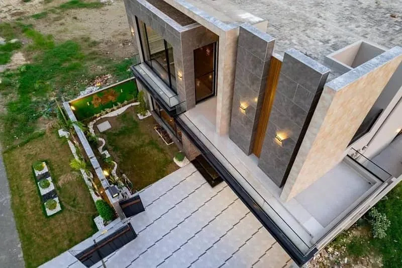 Stunning One Kanal Ultra-Modern Bungalow for Sale in DHA Lahore