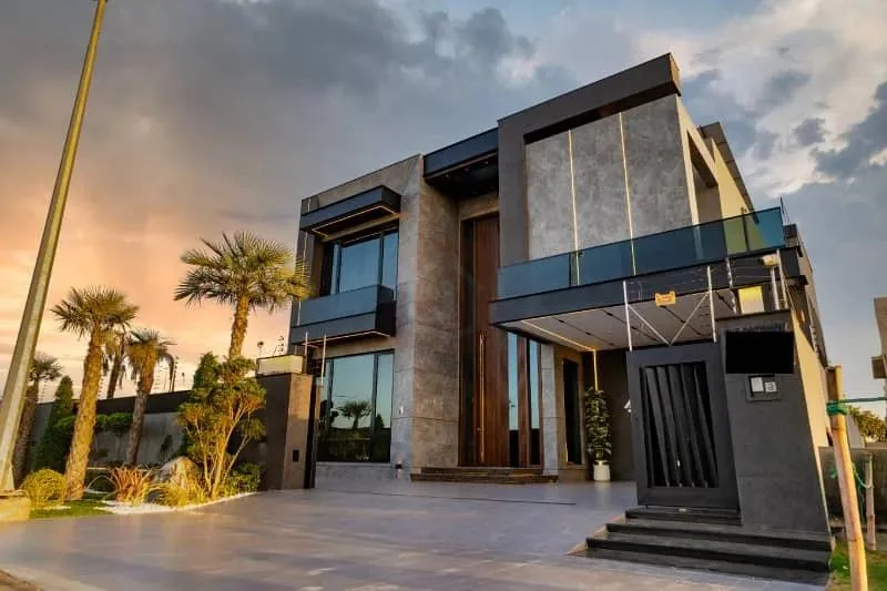 Stunning 2 Kanal Lawn with 1 Kanal Luxury Bungalow in DHA Lahore