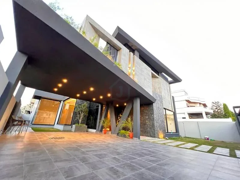 1 Kanal Stylish Home Available For Sale In DHA-2 Islamabad