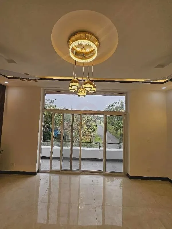 10 Marla House Available for Sale in Top City 1 - Block A