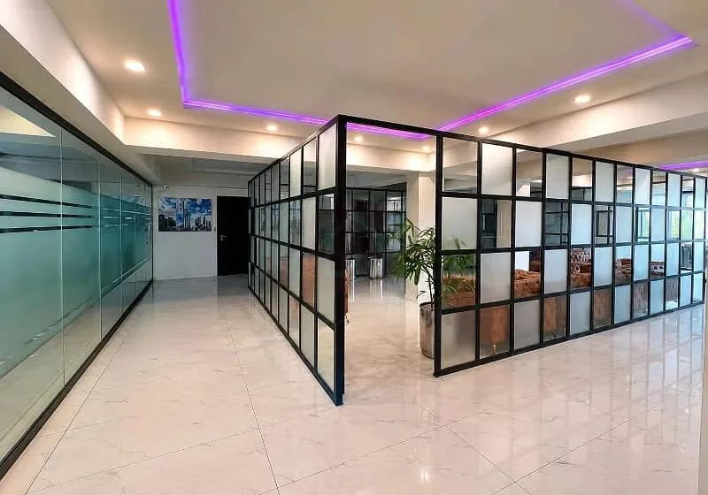6000 SQFT Semi-Furnished Corporate Office in Blue Area