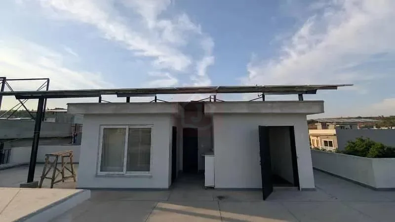 Elegant 10 Marla Home with 20KW Solar in Bahria Enclave, Sector J