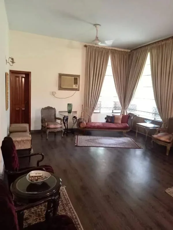One Kanal Used Bungalow with 3 Bedrooms for Sale in DHA Lahore
