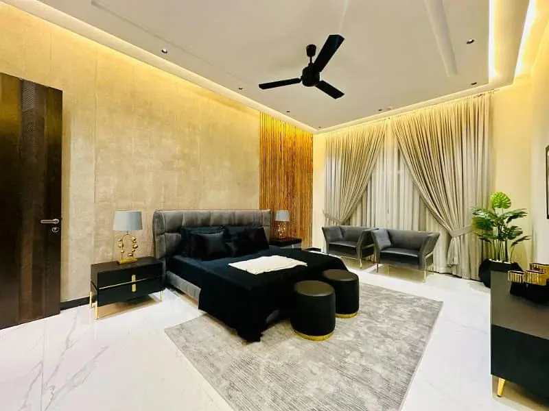 10 Marla Luxury House | Full Basement | Pool | Cinema Hall