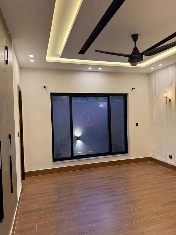 10 Marla Home Available in Zaraj Housing Scheme Islamabad Near Giga Mall DHA 2