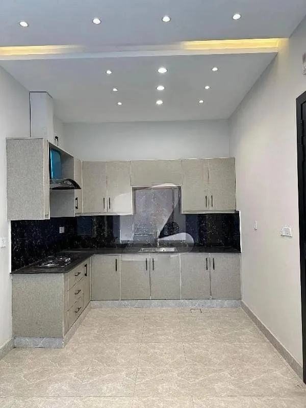 Stunning Corner 5 Marla Home Available for Purchase