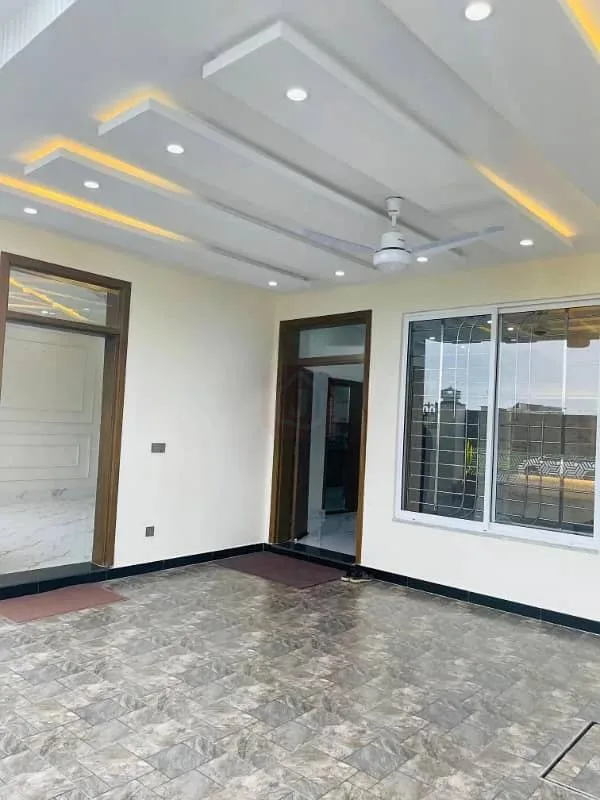 Newly Built 10 Marla Home Available for Purchase