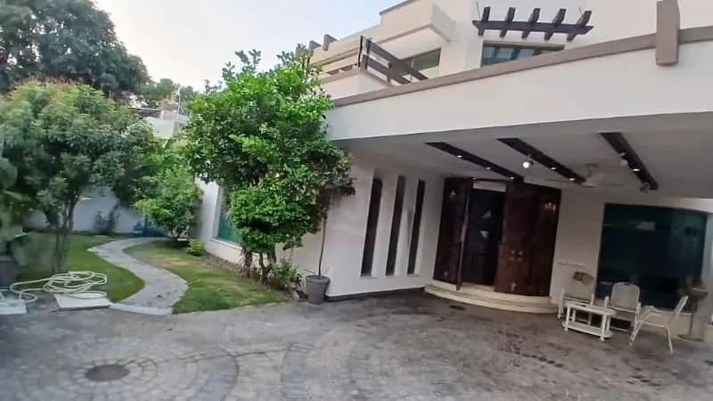 One Kanal Ultra Modern Designer Bungalow For Sale in DHA Lahore