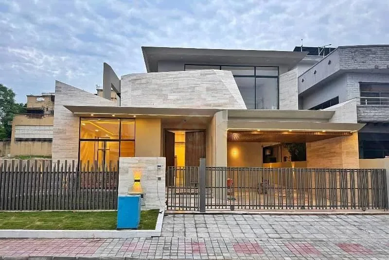 1 Kanal Luxury Designer Home Available in DHA-2 Islamabad