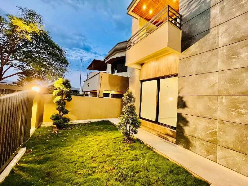 Stylish 20 Marla House Available in DHA Defence