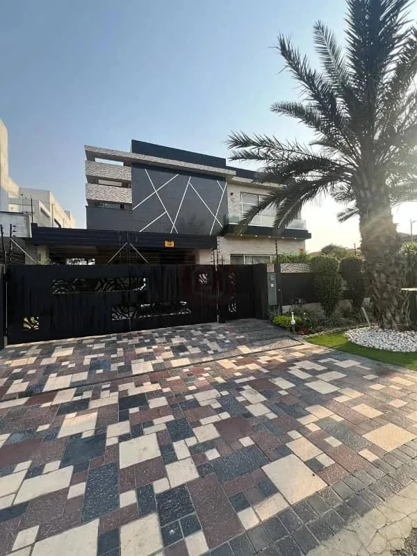 One Kanal Designer Bungalow for Sale in DHA Lahore