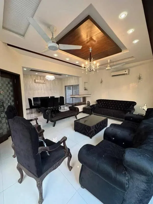 One Kanal Bungalow for Sale in DHA Lahore - Near Park, Mosque & Market