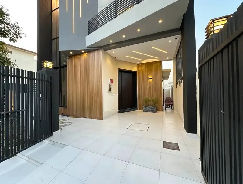 5 Marla Most Beautiful House For Sale At Prime Location In DHA Lahore DHA 9 Town, DHA Defence, Lahore ID53657289 - Zameen.com