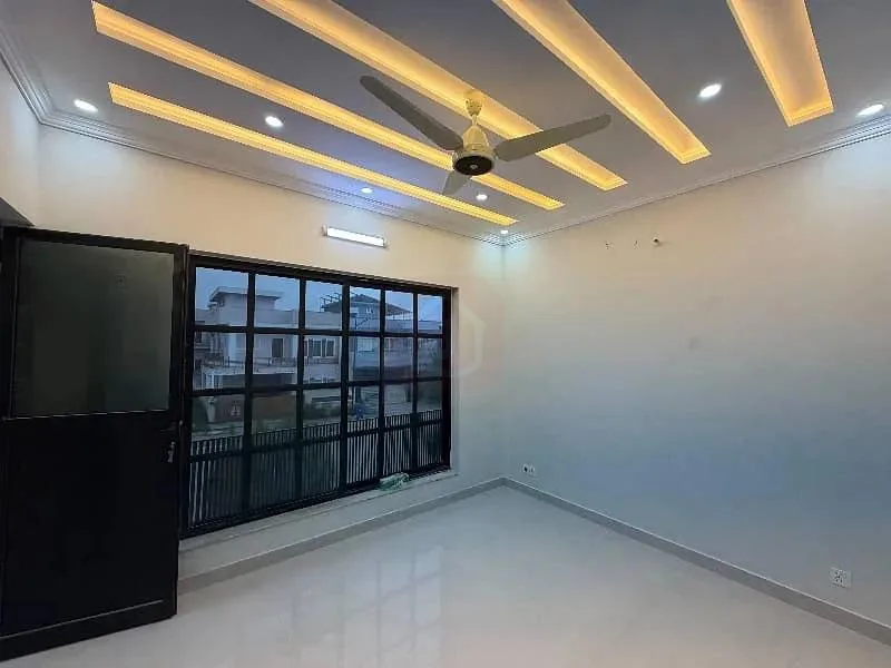 New Luxury Designer 5 Marla House for Sale in Bahria Enclave Sector B1