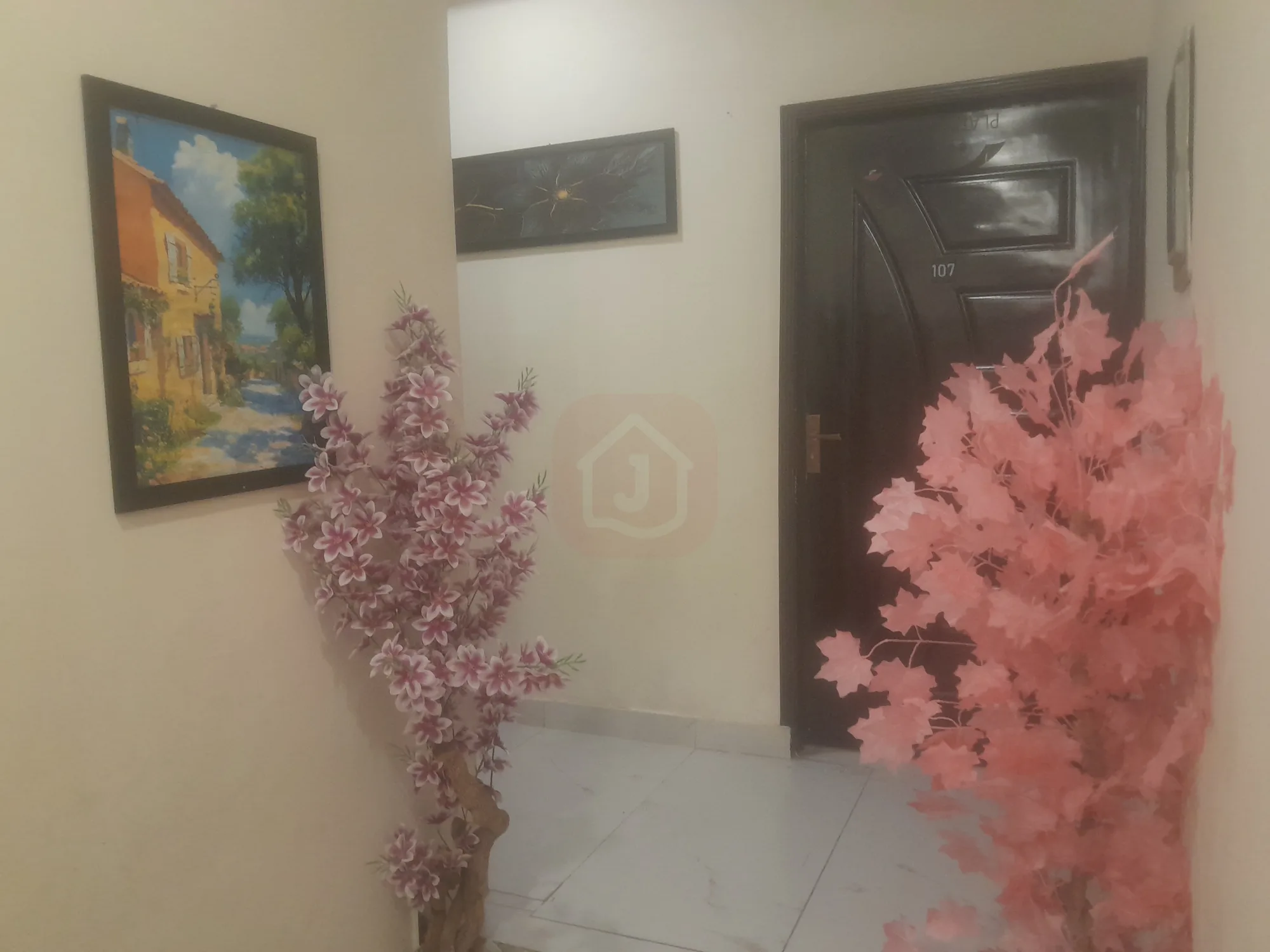 Family Rooms Near Lakshmi Chowk Orange Line Station