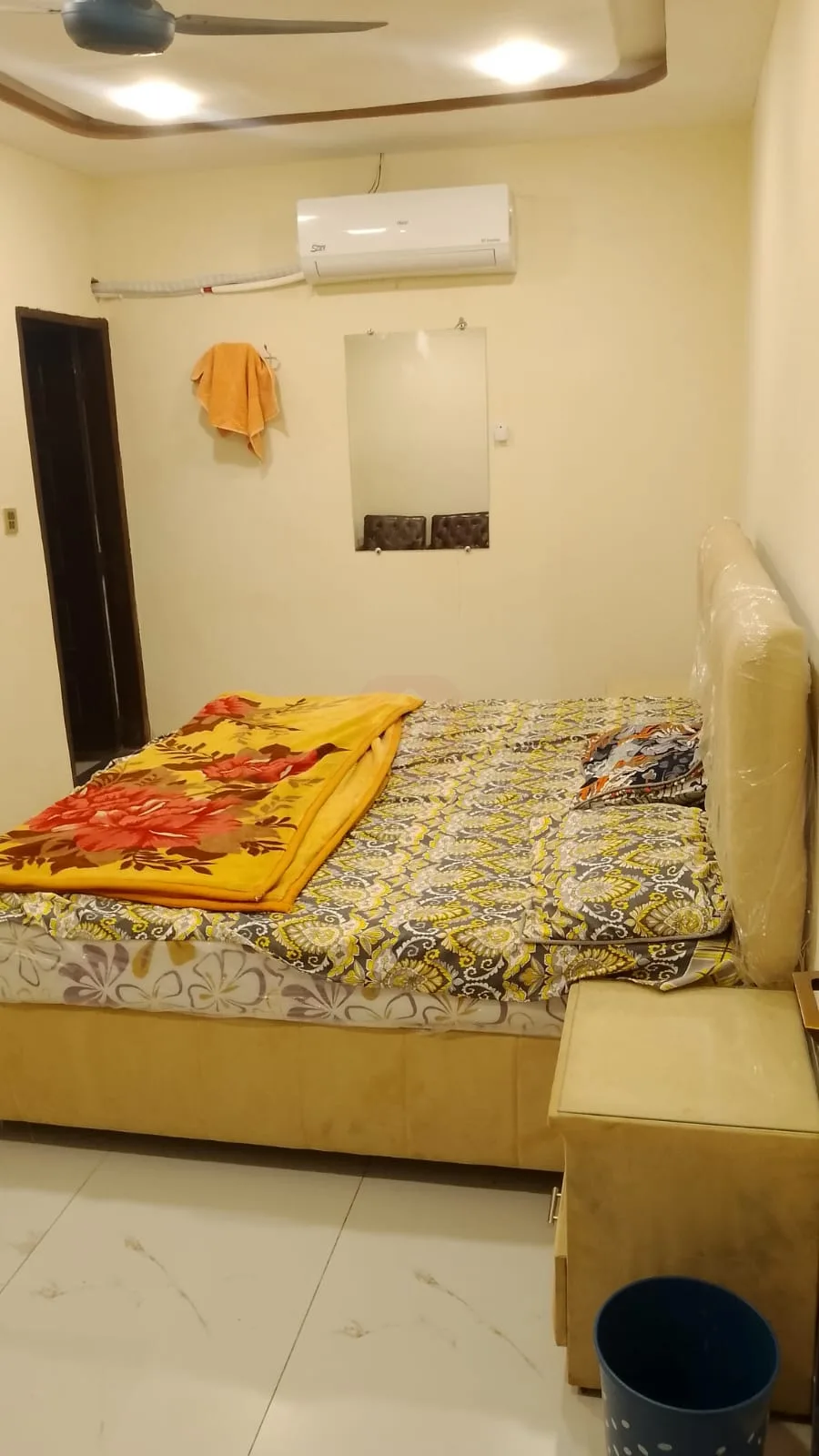 Family Rooms Near Lakshmi Chowk Orange Line Station
