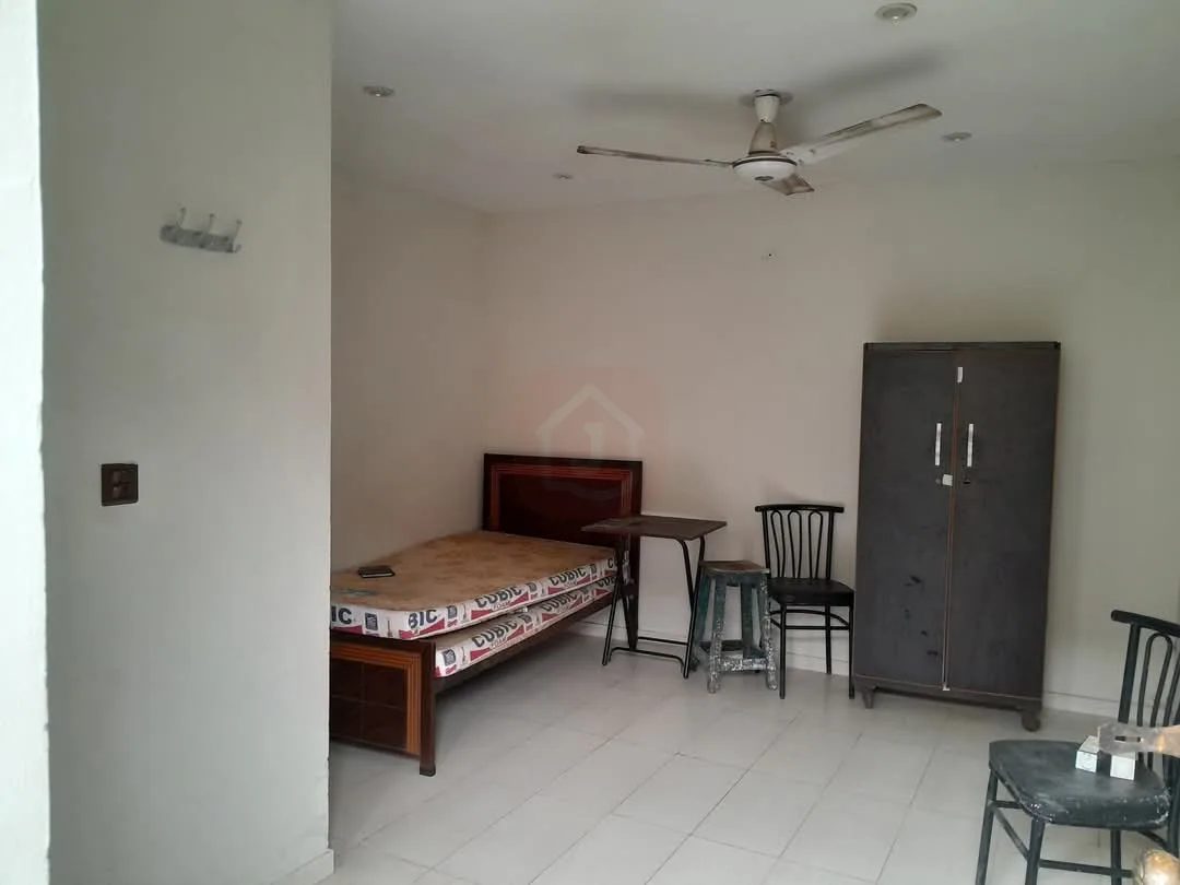 One bedroom apartments