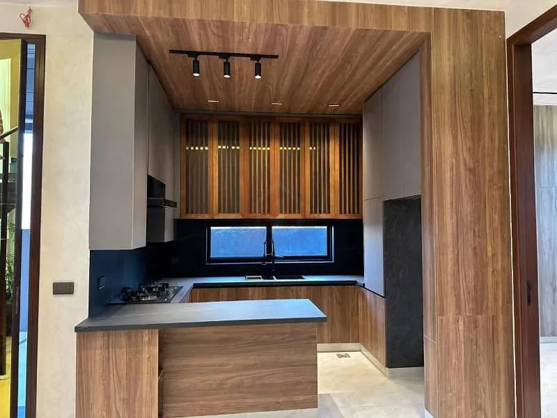 Stunning 5 Marla Home with Grand Lobby Near Doll Men Mall