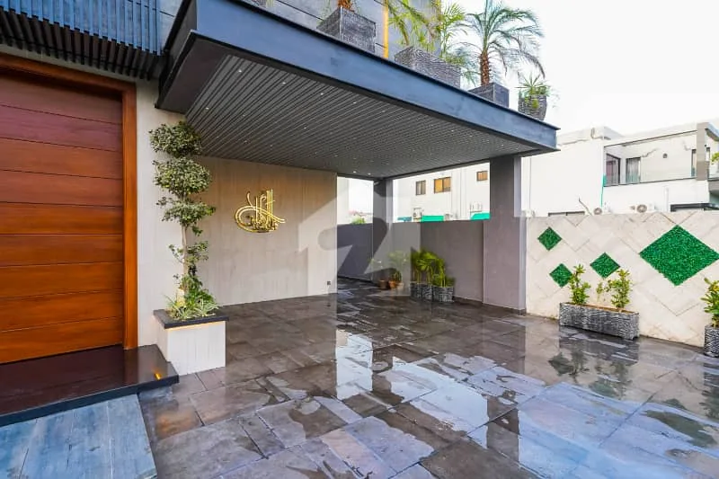 ONE KANAL BRAND NEW DESIGNER BUNGALOW FOR SALE NEAR TO MAIN ROAD