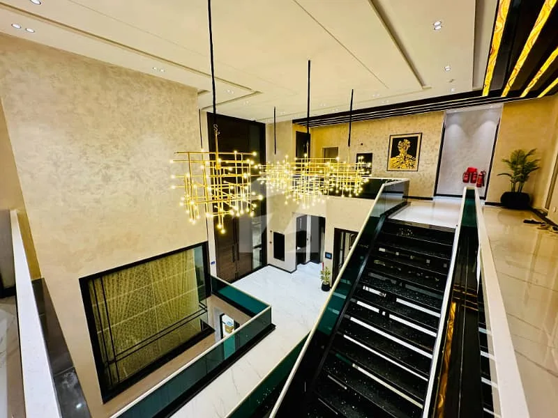 10 Marla Luxury House | Full Basement | Pool | Cinema Hall