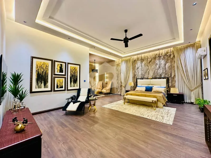 10 Marla Luxury House | Full Basement | Pool | Cinema Hall