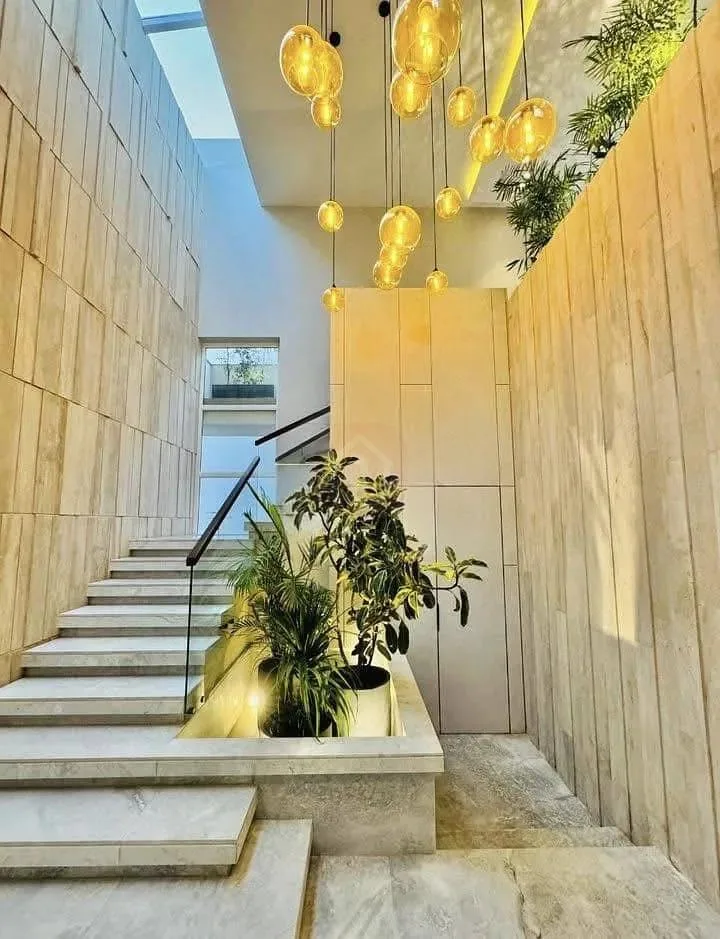 1 Kanal Contemporary Home Available in DHA Phase 2, Islamabad