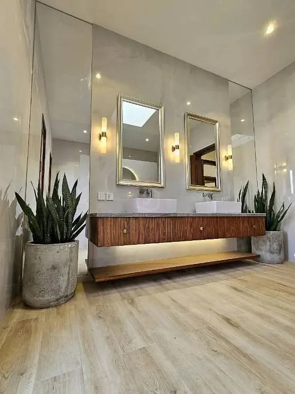 1 Kanal Beautifully Designed House Available in DHA I_R