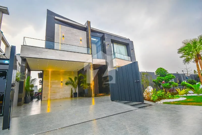 1 Kanal Stunning Lawn + 1 Kanal New Luxury Bungalow For Sale Near DHA Raya Fairways