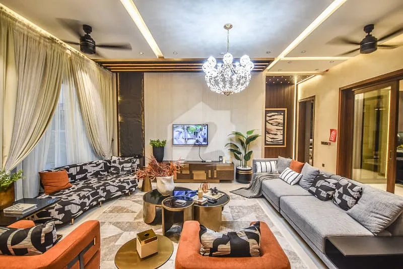 1 Kanal Double Height Lobby in Mazhar Munir Design