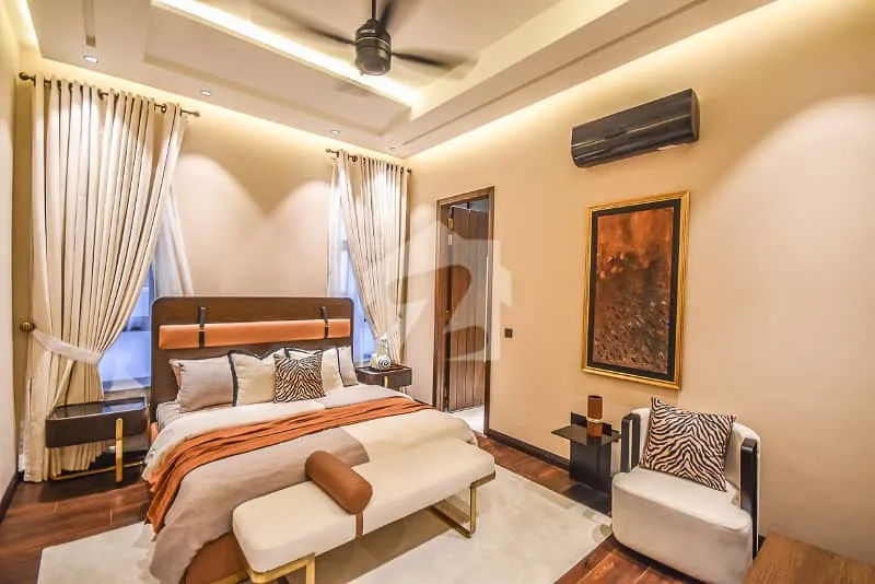 1 Kanal Double Height Lobby in Mazhar Munir Design