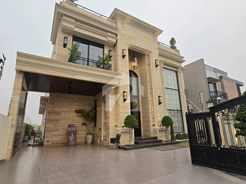 1 Kanal Fully Furnished Italian-Style Bungalow for Sale