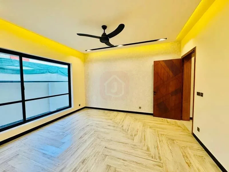 Newly Built 1 Kanal Designer Home