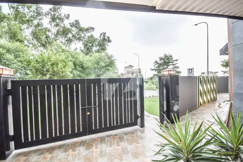Stylish 7.5 Marla Home Available for Purchase in DHA Lahore