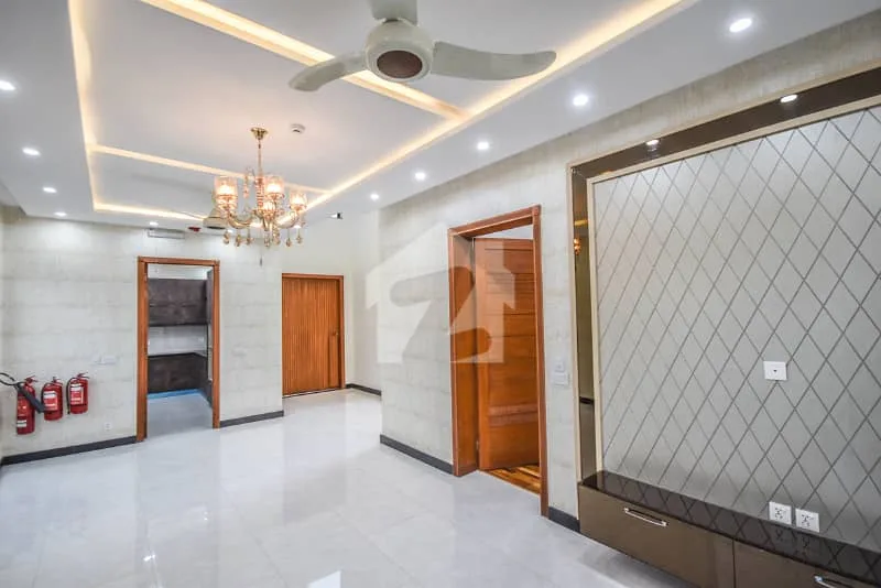 Stylish 7.5 Marla Home Available for Purchase in DHA Lahore