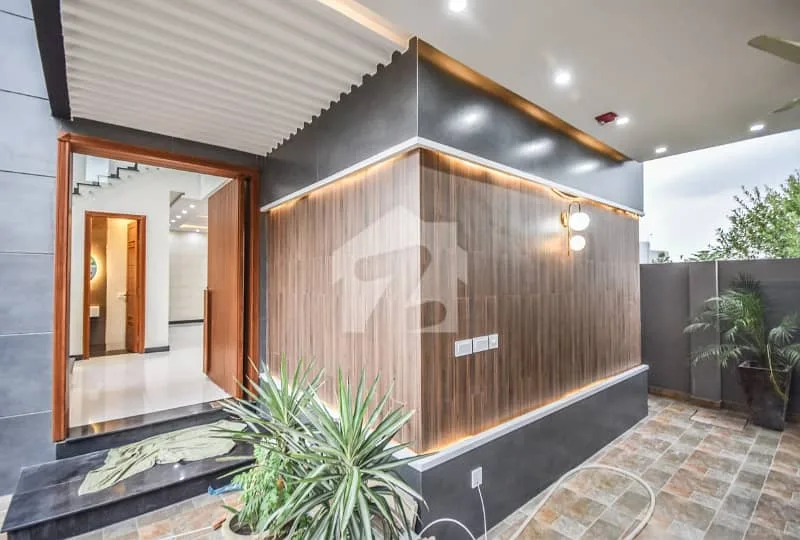 Stylish 7.5 Marla Home Available for Purchase in DHA Lahore
