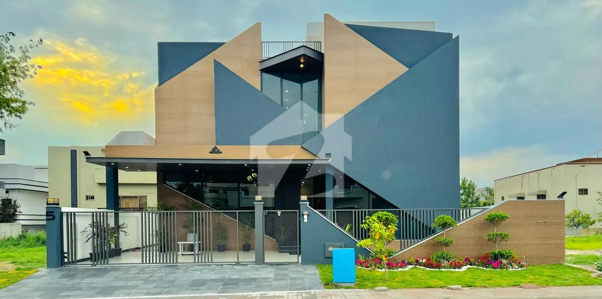High-End Designer Home in DHA Defence Phase 2
