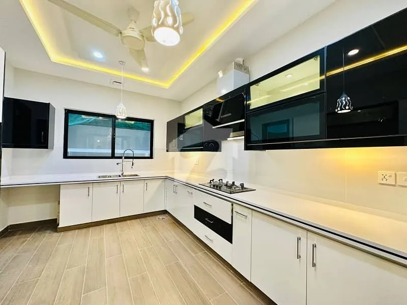 Newly Built Designer Home in Prime Location