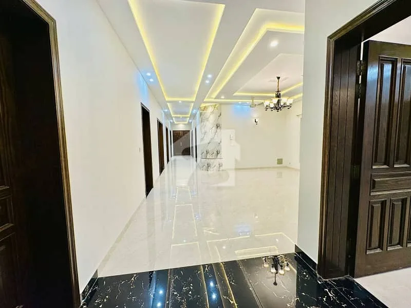 Newly Built Designer Home in Prime Location