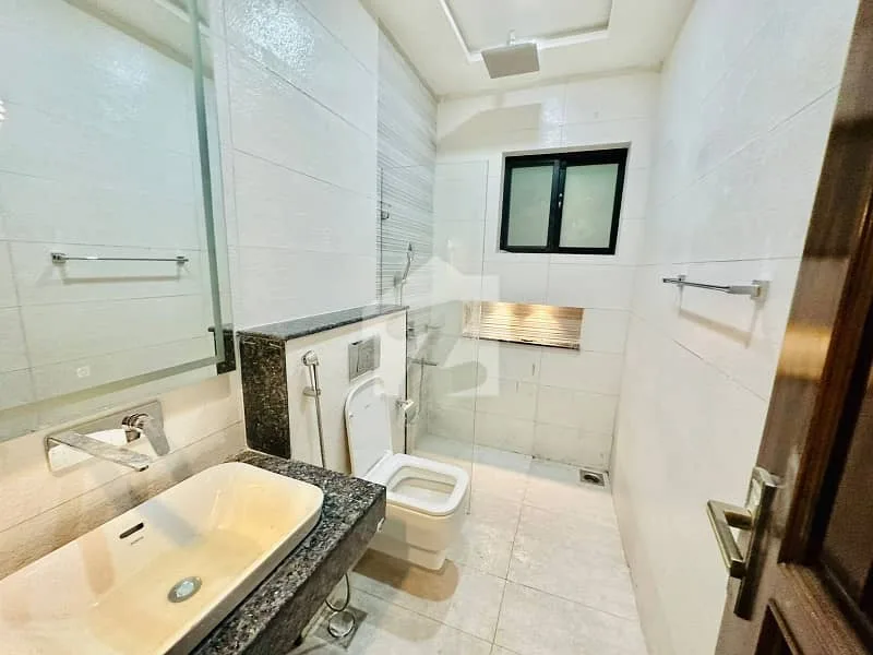 Newly Built Designer Home in Prime Location