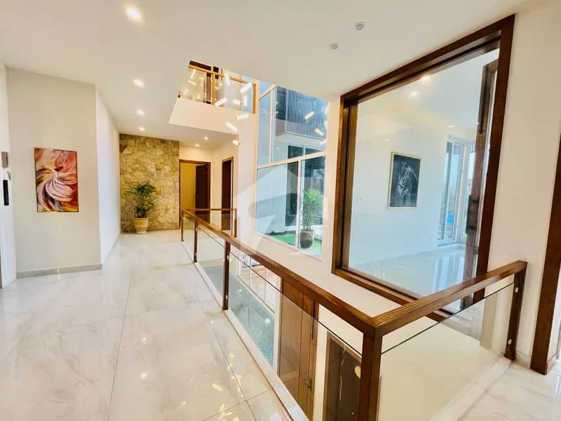 Exquisite 1 Kanal House with Pool for Sale