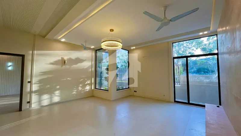 1 Kanal Contemporary Home Available in DHA Phase 2, Islamabad