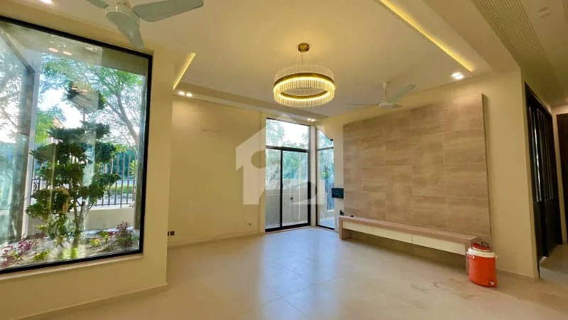 1 Kanal Contemporary Home Available in DHA Phase 2, Islamabad