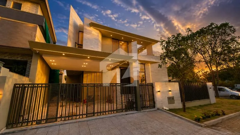 1 Kanal Contemporary Home Available in DHA Phase 2, Islamabad