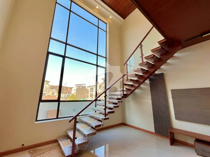 Luxurious 5 Marla Designer Home for Sale in DHA Phase 3, Islamabad