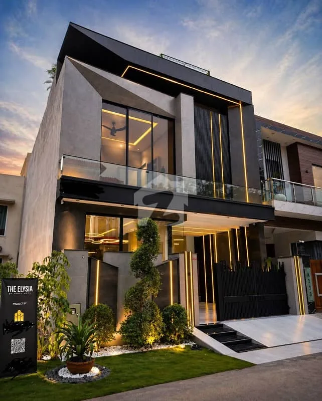 Elegant Bungalow with 100 Ft. Wide Access in Prime Locale