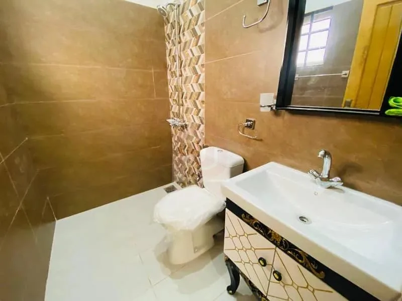 Sophisticated 5 Marla Luxury Designer Home in DHA Phase 5 (Sector F), Islamabad
