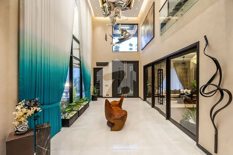 Stunning 2 Kanal Fully Furnished House for Sale