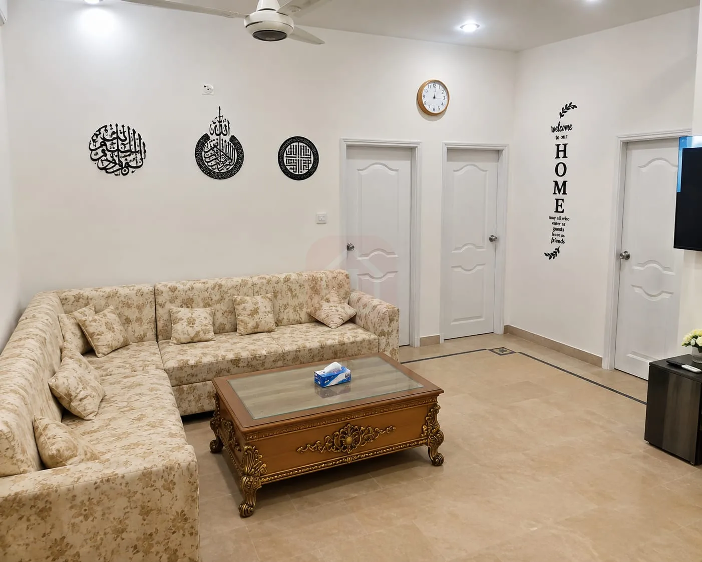 Spacious 2Br furnished house with a park nearby